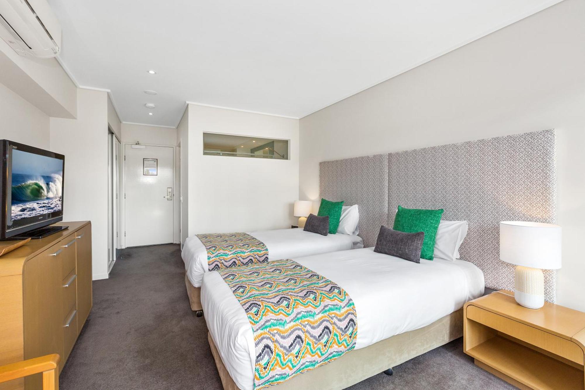Resort Rooms At Bells Boulevard Кингсклифф Экстерьер фото